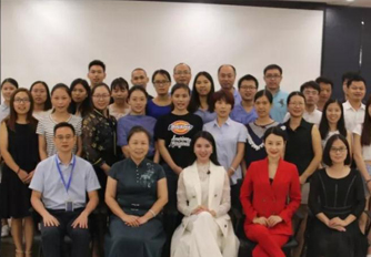 加强魅力，，提升形象——金沙js800000精密进行“ 魅力开放 ”职业形象礼节讲座